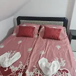 Apartament Hobby Vendeghaz *