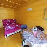 Hobby Vendeghaz Apartament *